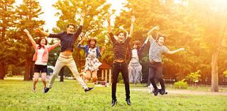 有些企業(yè)的網(wǎng)上測(cè)評(píng)是測(cè)試什么呢？是公務(wù)員的行測(cè)嗎？